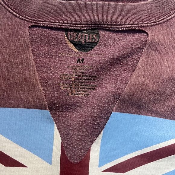 ‎The Beatles crewneck sweater- women medium - Picture 3 of 4